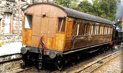 H & BR COACH 40
